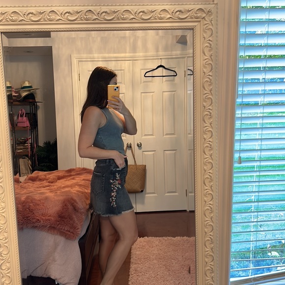 Abercrombie denim skirt with detail - Picture 5 of 9